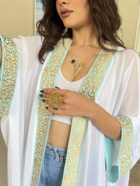 ABAEYA EN MOUSSELINE