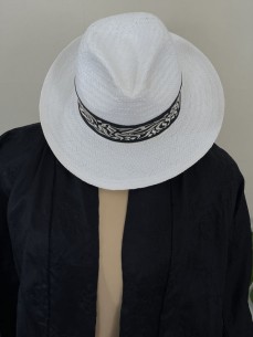 CHAPEAU 2