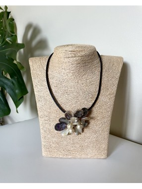 COLLIER FLEUR NACRE