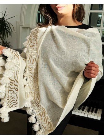 ECHARPE HAYEK CALLIGHRAPHIE & POMPONS