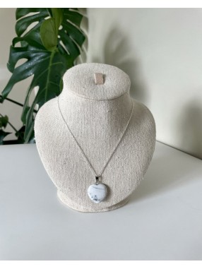 COLLIER PENDENTIF COEUR PIERRE MAGNESITE BLANCHE