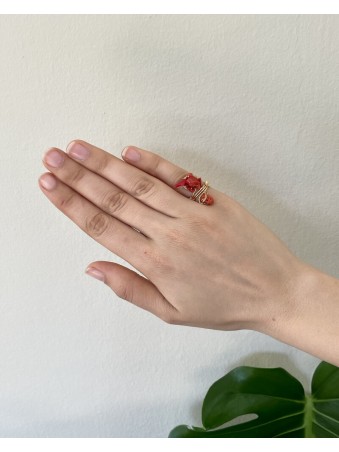 BAGUE CORAIL EN FILS DORE