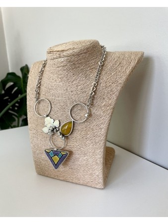 COLLIER RIHANA & KHLEL