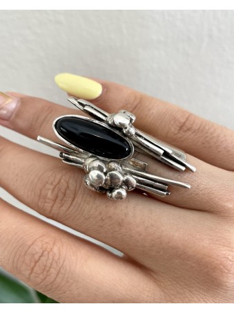 BAGUE FORME GEOMETRIQUE PIERRE NOIRE