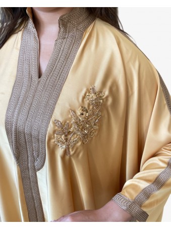 ABEYA AVEC JEBA TUNISIENNE