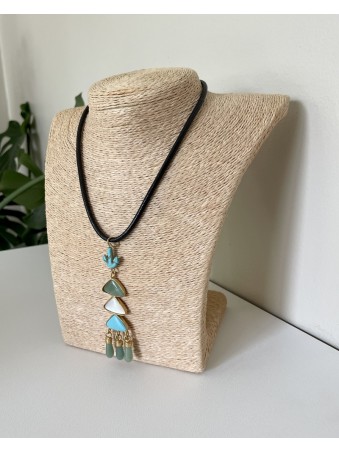 COLLIER  CORODN TROIS TRIANGLE POISON