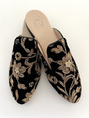 MULES EN DAIM BRODEE GRAND MOTIF