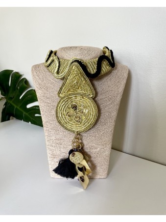 COLLIER ARTISANAL