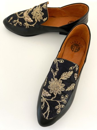 MOCASSIN BRODE EN DORE