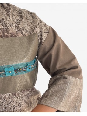VESTE TERRE ET DENTELLE