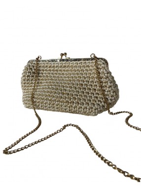 POCHETTE EN MACRAME