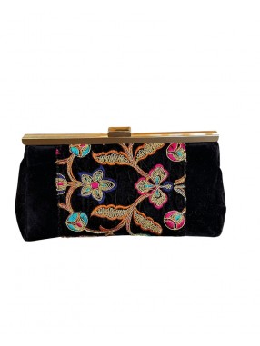 POCHETTE NOIRE BRODEE FLORALE