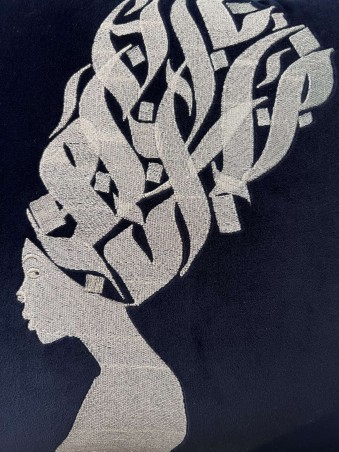 COUSSIN FEMME AFRICAINE